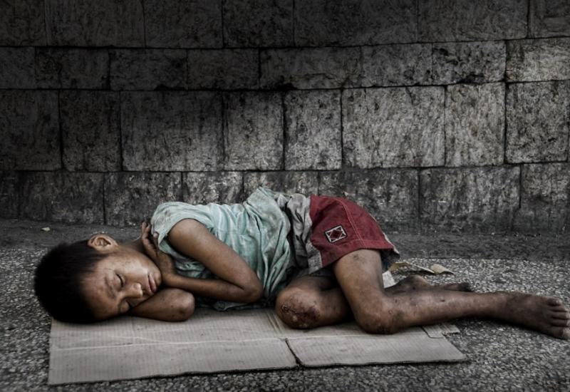 Na mostarskim ulicama povećan broj romske djece u prosjačenju